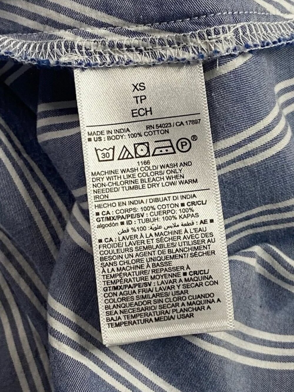 Old Navy Puff Sleeve Swing Top - Picture 5 of 6